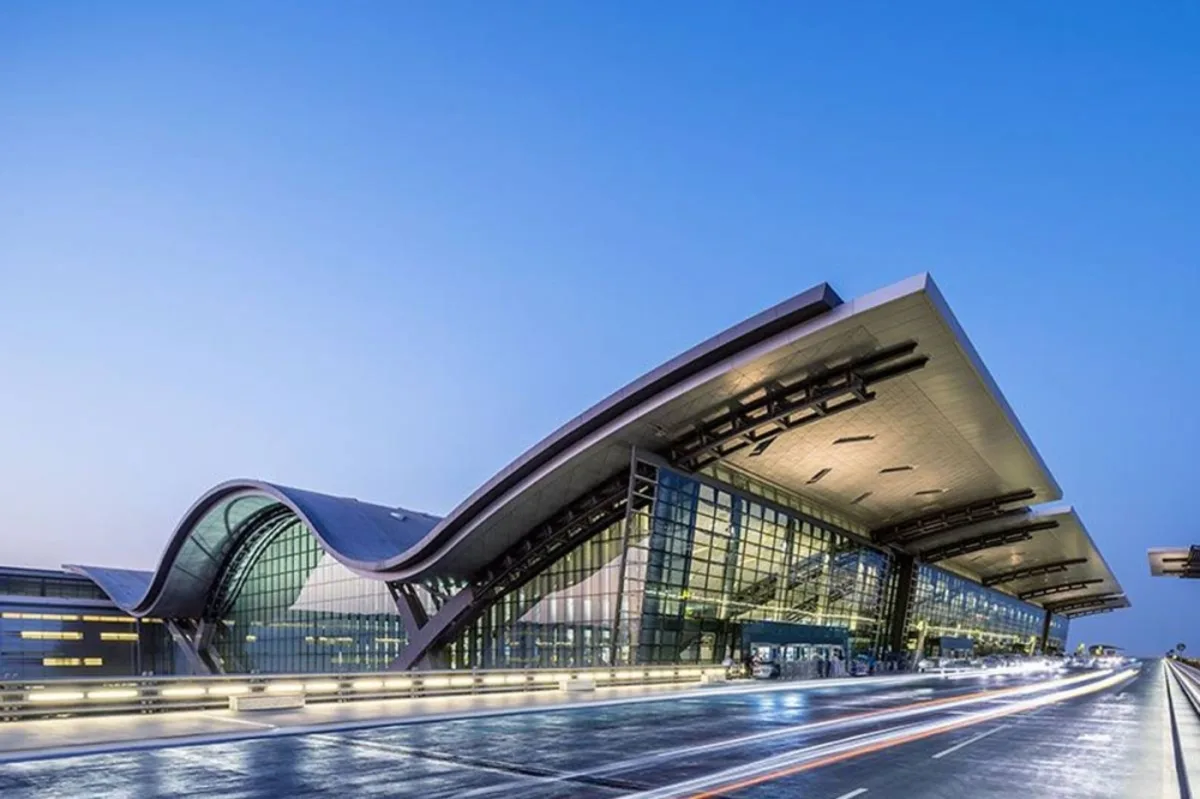 6 صواريخ من إيران باتجاه قطر وإغلاق المجال الجوي
