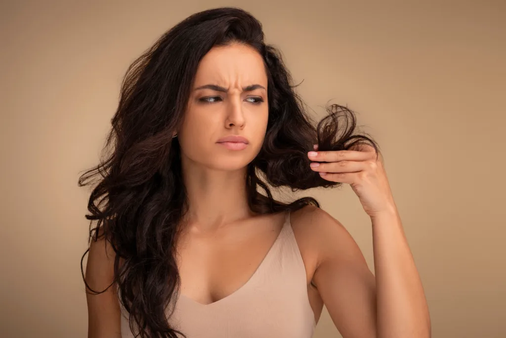 لماذا يتساقط شعري؟