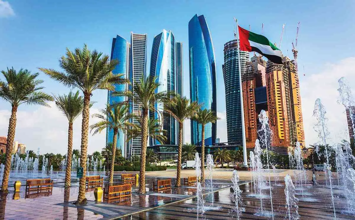 الهيكلية الجديدة للتقويم الأكاديمي تُعتمد في الجامعات الإماراتية بدءاً من 2025–2026