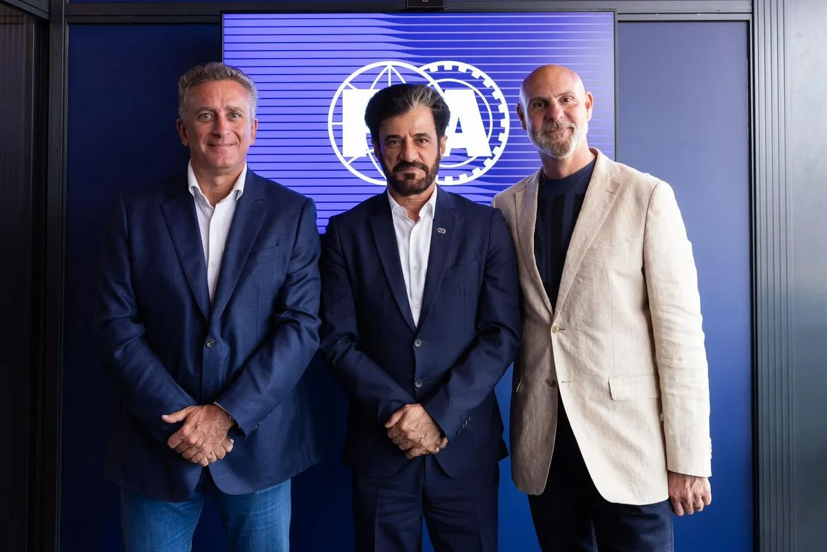 الفورمولا إي تمدد شراكتها مع FIA نحو مستقبل كهربائي مستدام