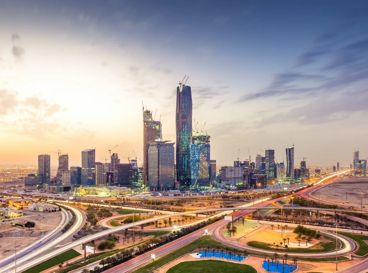 السعودية تقر نظاماً جديداً لتملك الأجانب للعقارات