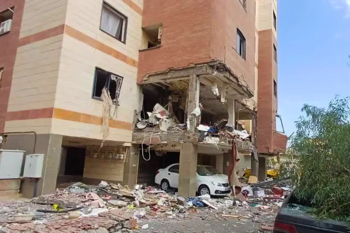 إيران.. انفجار في مبنى سكني في مدينة قم