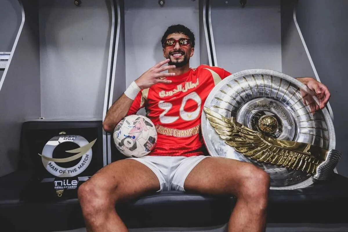 الأهلي يحسم موقف وسام أبو علي: مستمر مع الفريق
