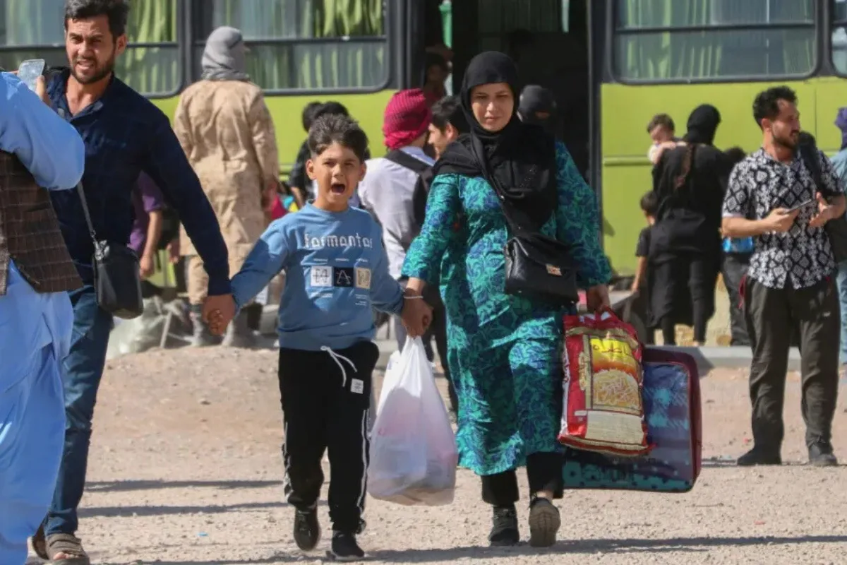 طالبان ترتكب “انتهاكات لحقوق الإنسان” بحق الأفغان العائدين