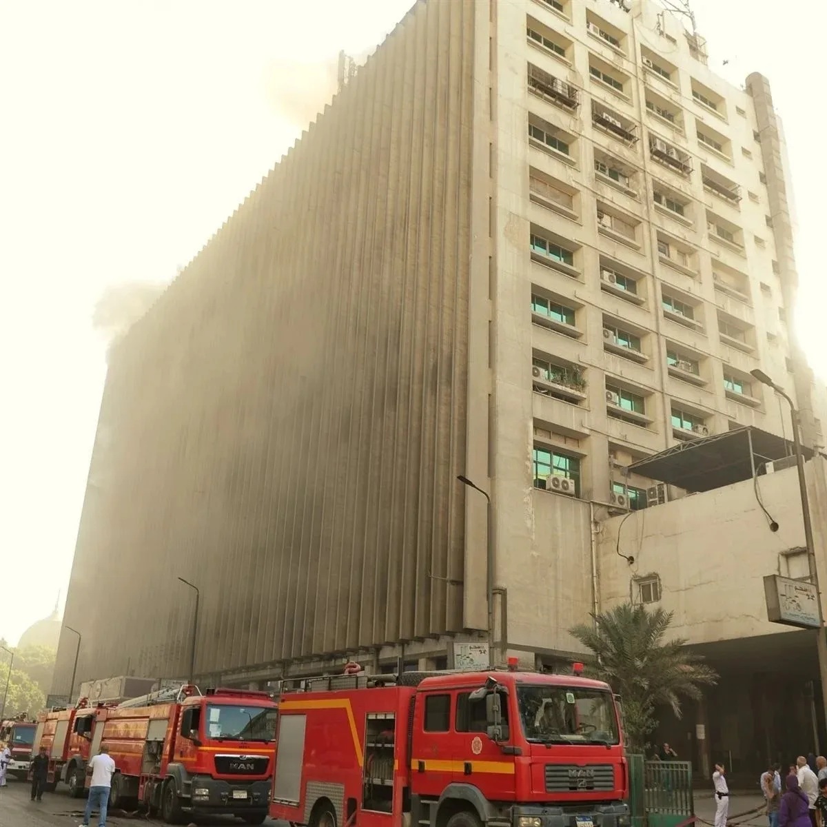 حريق سنترال رمسيس: السيطرة على النيران وعودة الاتصالات خلال يوم.