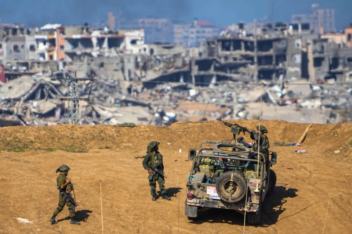 إسرائيل تهدد بتوسيع العمليات في غزة