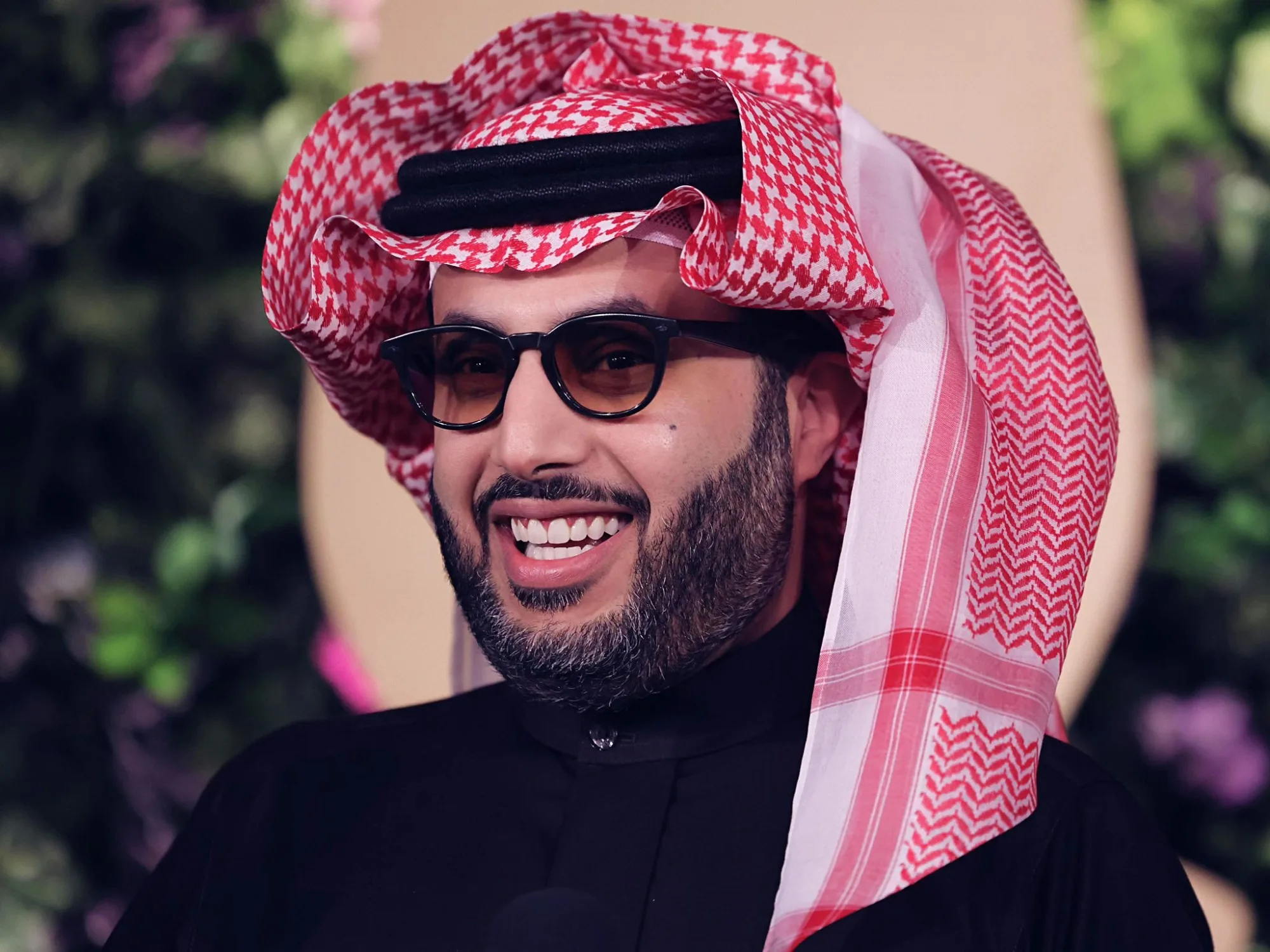 تركي آل الشيخ يعلن عن مسرحيات سورية ومفاجأة درامية ضخمة في موسم الرياض القادم