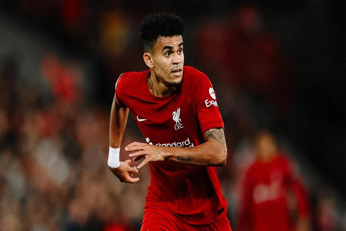 انضمام لويس دياز إلى برشلونة لدعم خط الهجوم