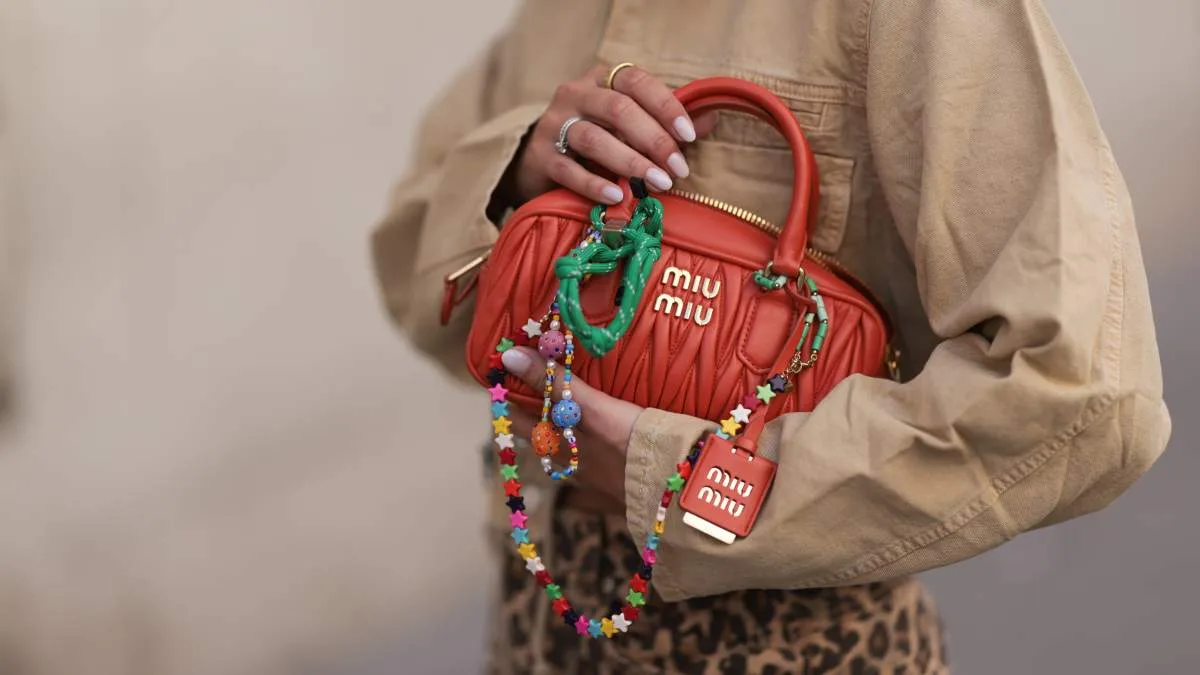 Miu Miu تتصدر قائمة Lyst كأكثر براند محبوبة عالميًا في 2025. وعودة مفاجئة لـ Burberry