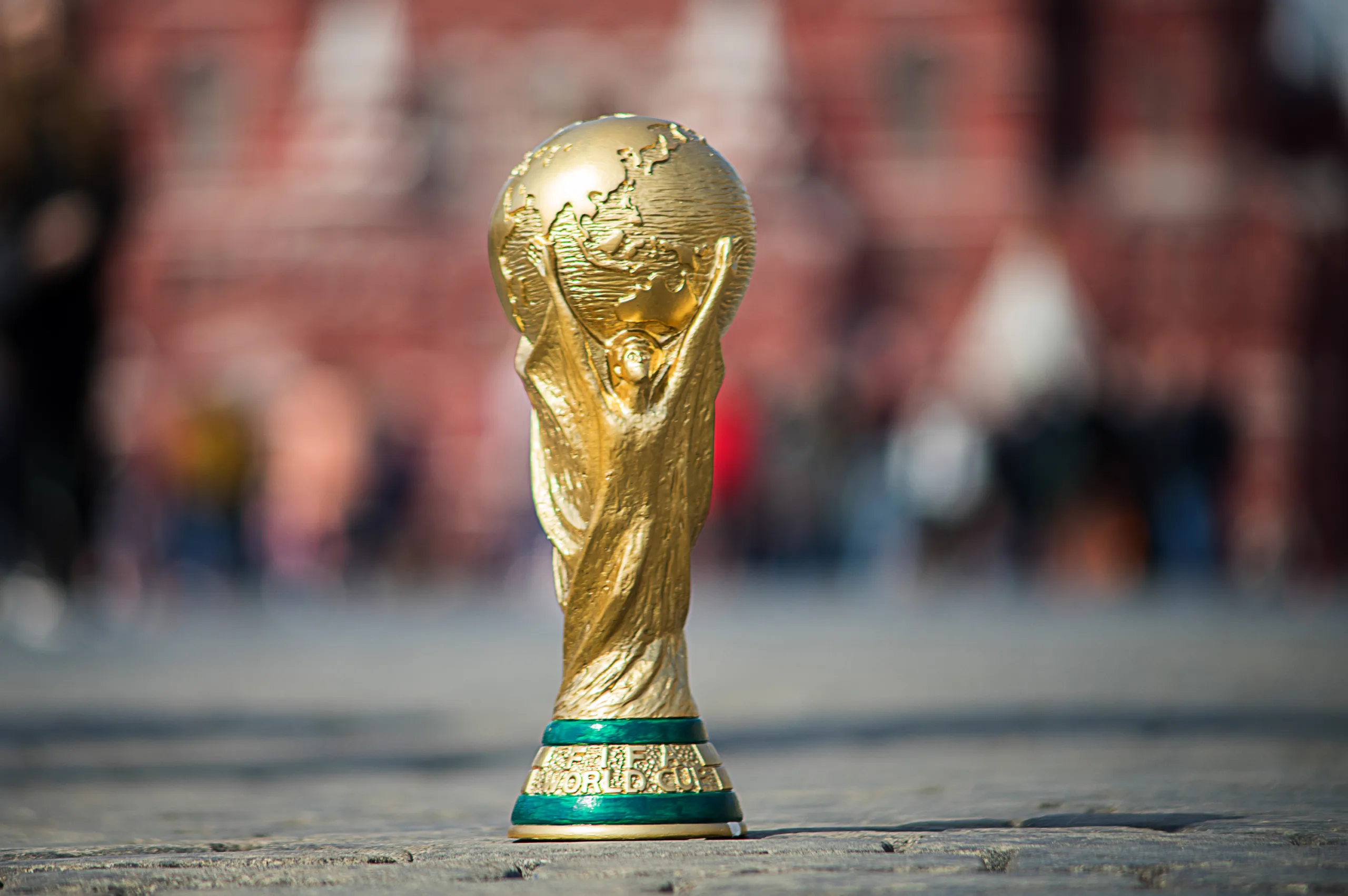 هل تتأثر استضافة كأس العالم 2030 بعد انسحاب مدينة إسبانية؟