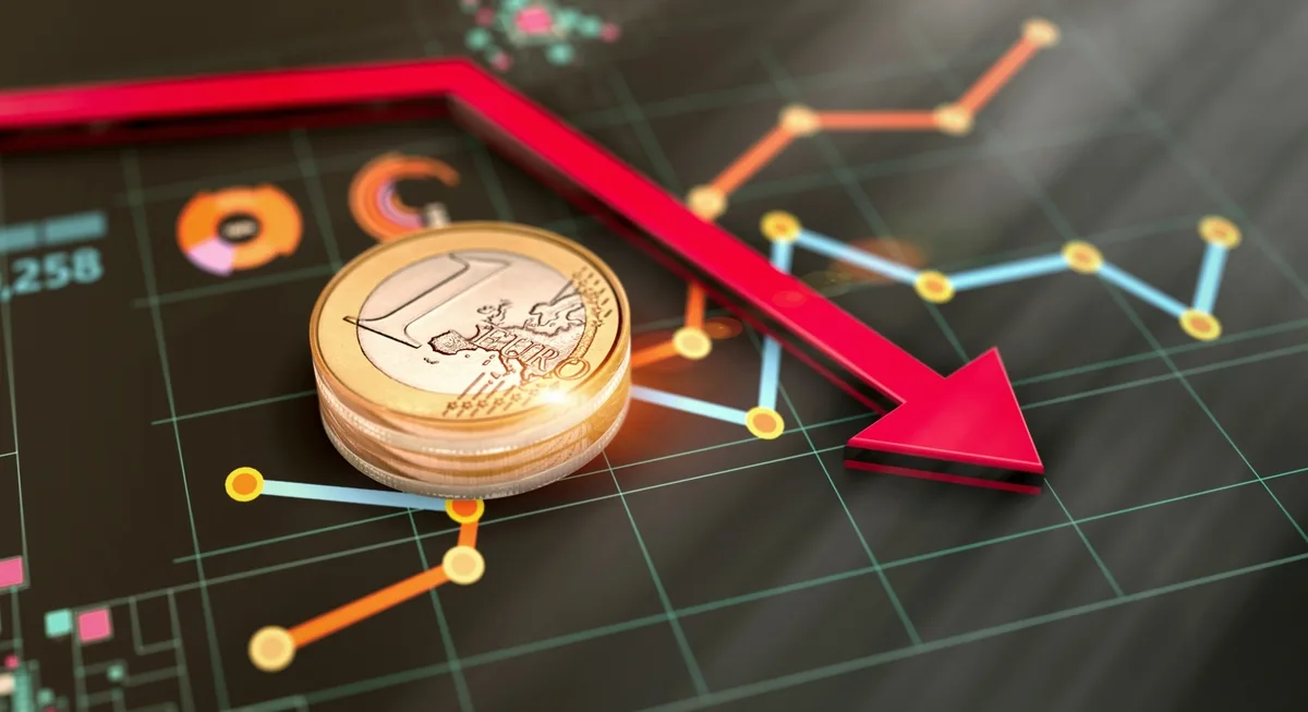 اليورو يرتفع عقب اتفاق بين أوروبا والولايات المتحدة حول الرسوم الجمركية