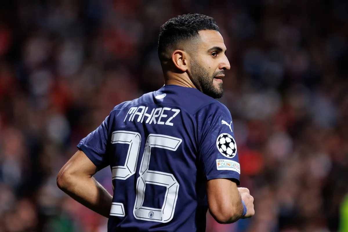 محرز: الحياة في السعودية قربتني من الله وطموحي اللعب مع ميسي