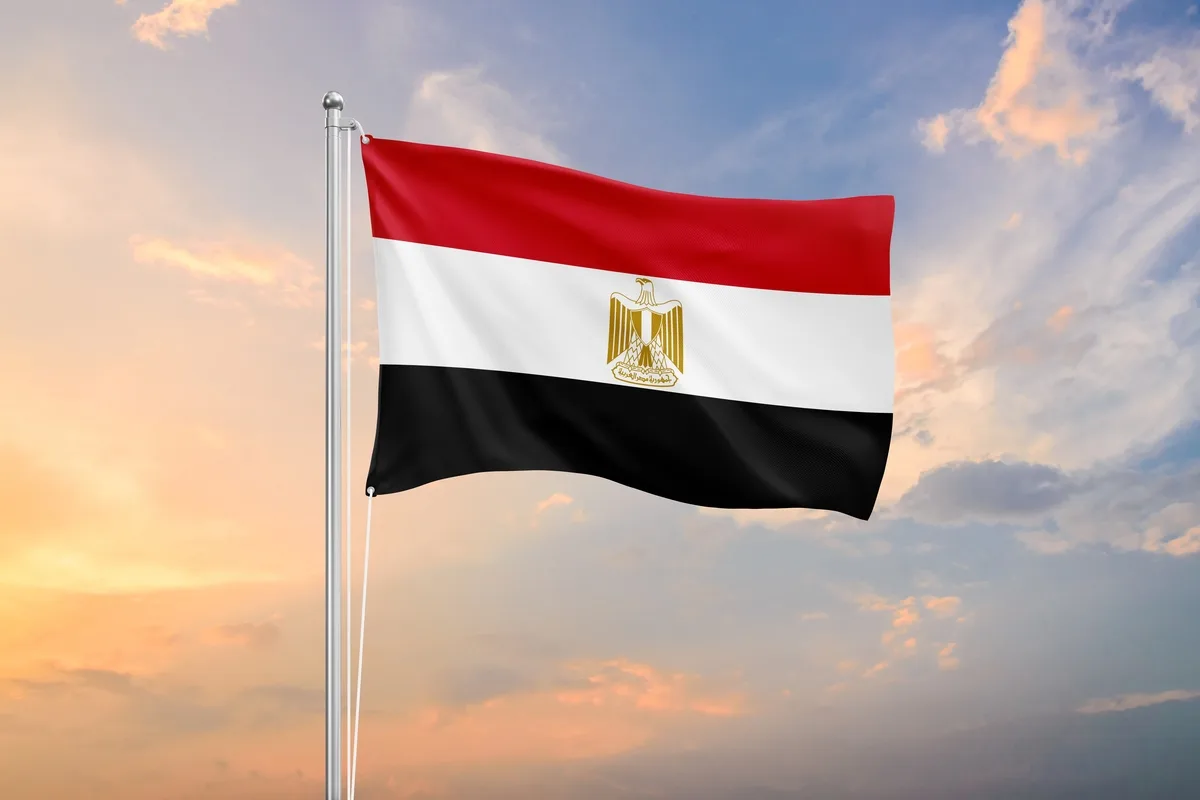 شاحنات مساعدات تنطلق من معبر رفح المصري نحو قطاع غزة