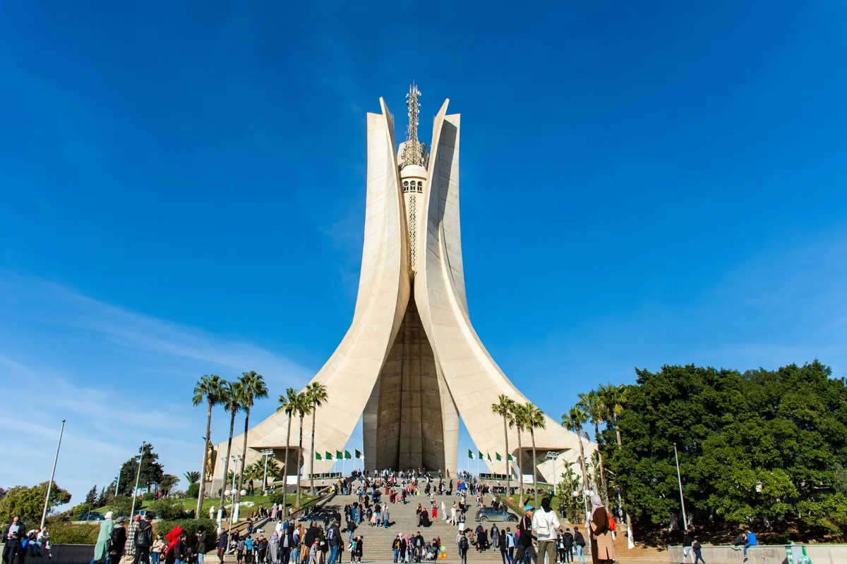 السياحة في الجزائر تستهدف 4 ملايين زائر بحلول 2025