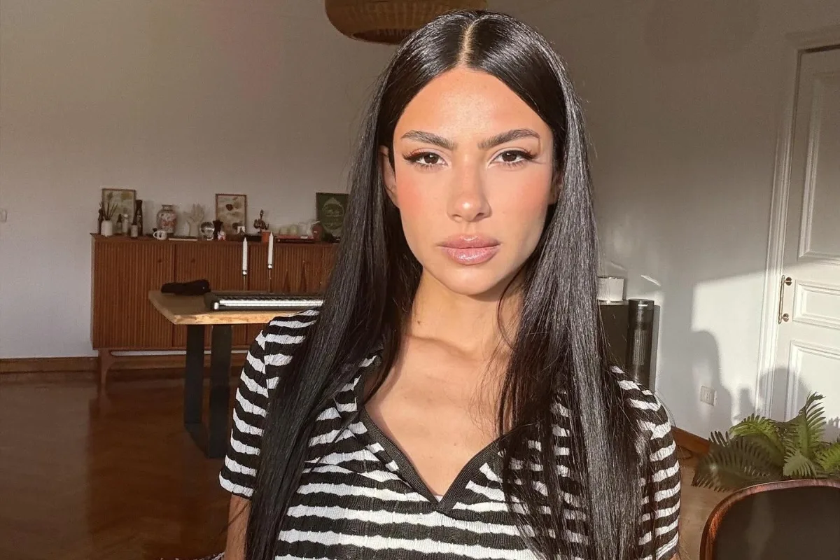 الجدل الذي أثارته مي كساب بتهنئة محذوفة لأحمد مالك وهدى المفتي