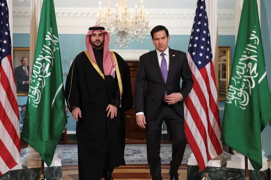وزير الدفاع السعودي يبحث مع ترامب خفض التصعيد مع إيران