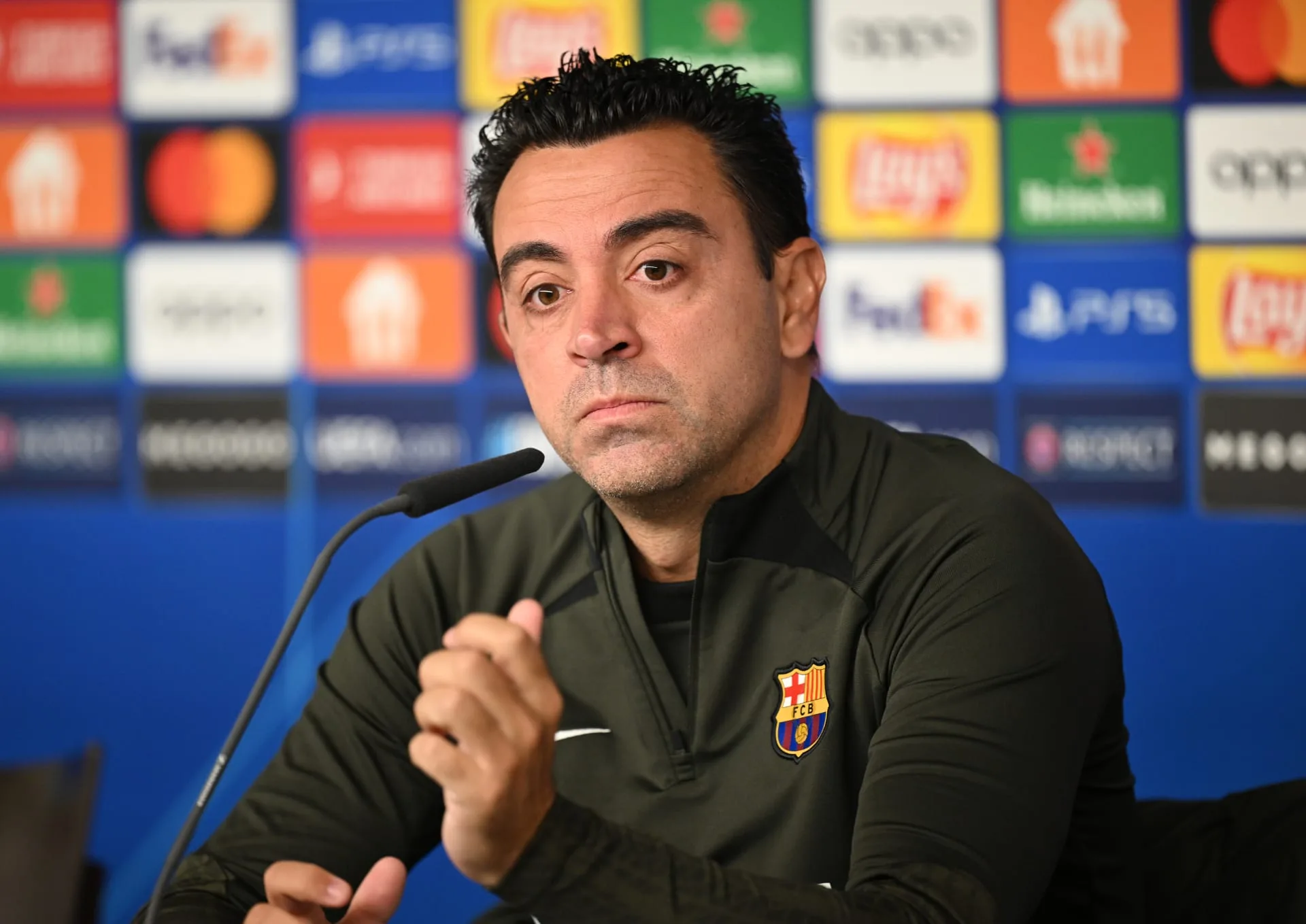 من برشلونة إلى نيودلهي؟ تشافي يفاجئ الجميع بطلب تدريب الهند