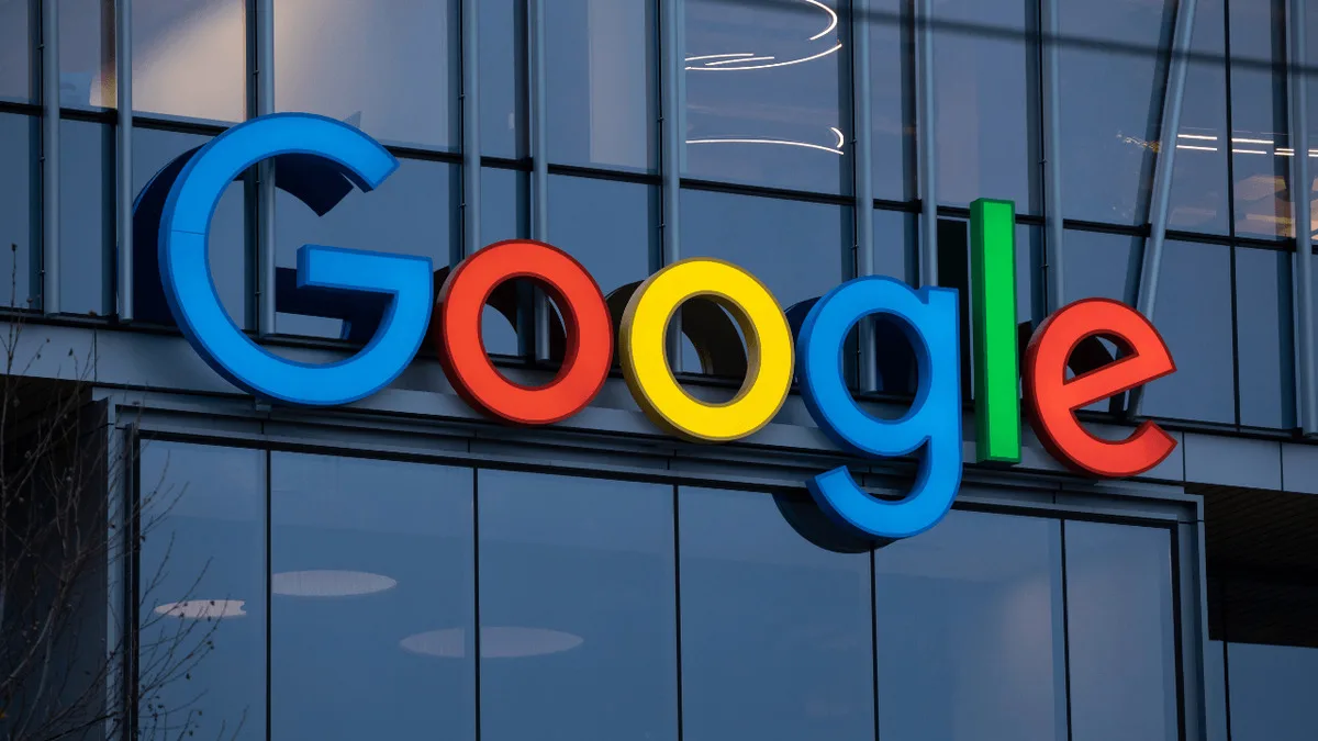 ابتكار جديد من Google: تجربة الملابس افتراضياً باستخدام صور المستخدمين