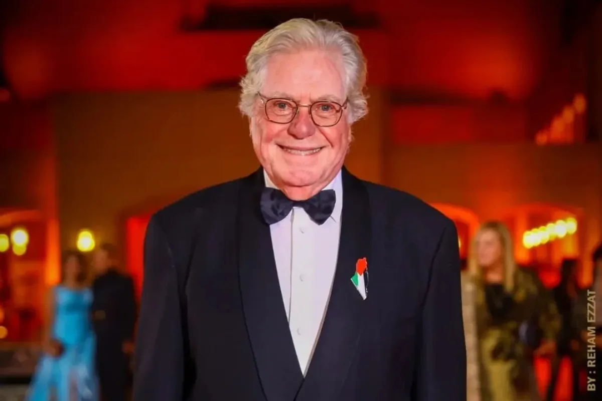 حسين فهمي يلبّي دعوة الباندا الذهبية: حضور مصري بارز في احتفالية صينية كبرى