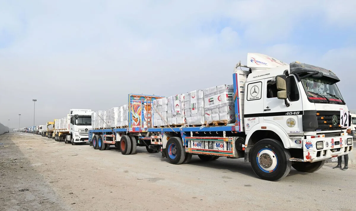 دخول شاحنات مساعدات إماراتية إلى غزة