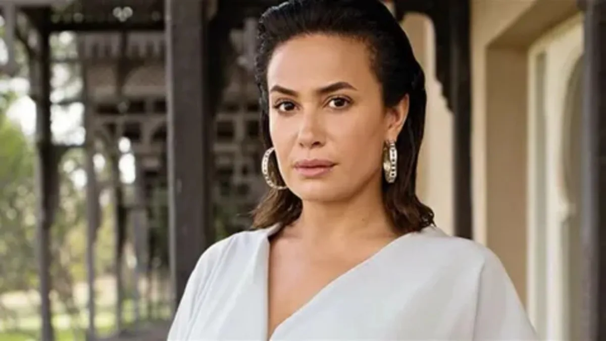 وفاة والدة الفنانة هند صبري بعد صراع مع المرض