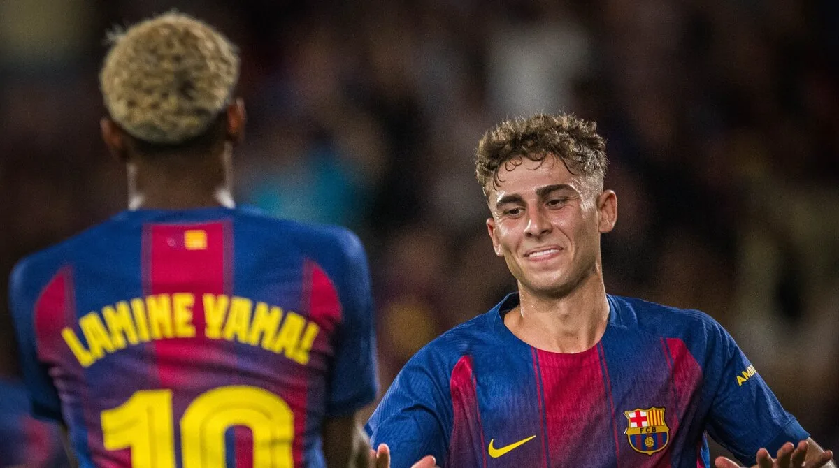 برشلونة يكتسح كومو 5-0 ويتوج بكأس جوان غامبر
