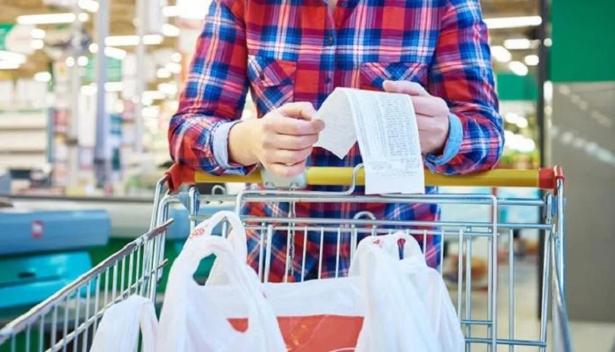 أغسطس يشهد تراجعاً في ثقة المستهلكين بالاقتصاد الأميركي