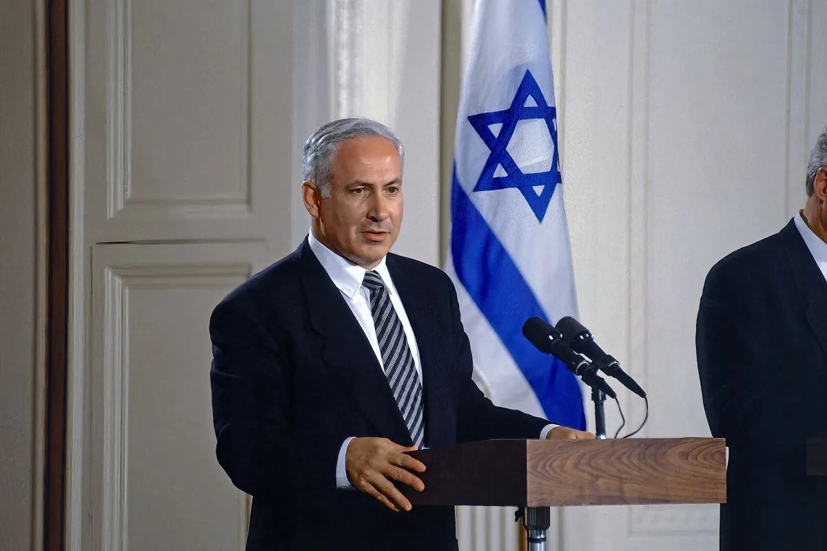 نتنياهو يتبع استراتيجية ترامب ويحول موقفه من وقف إطلاق النار في غزة