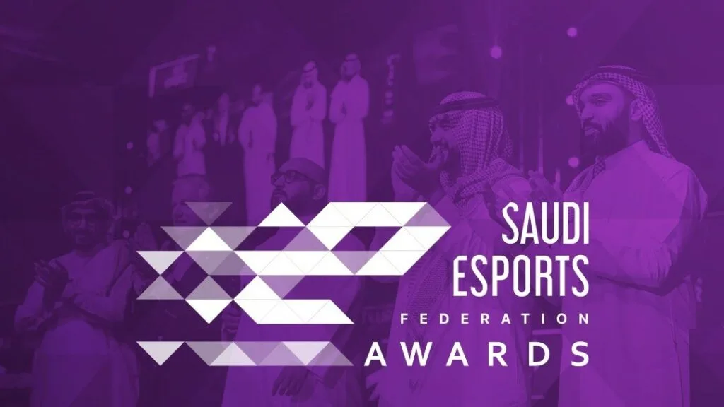 ولي العهد السعودي يتوج “فالكونز” بكأس العالم للرياضات الإلكترونية