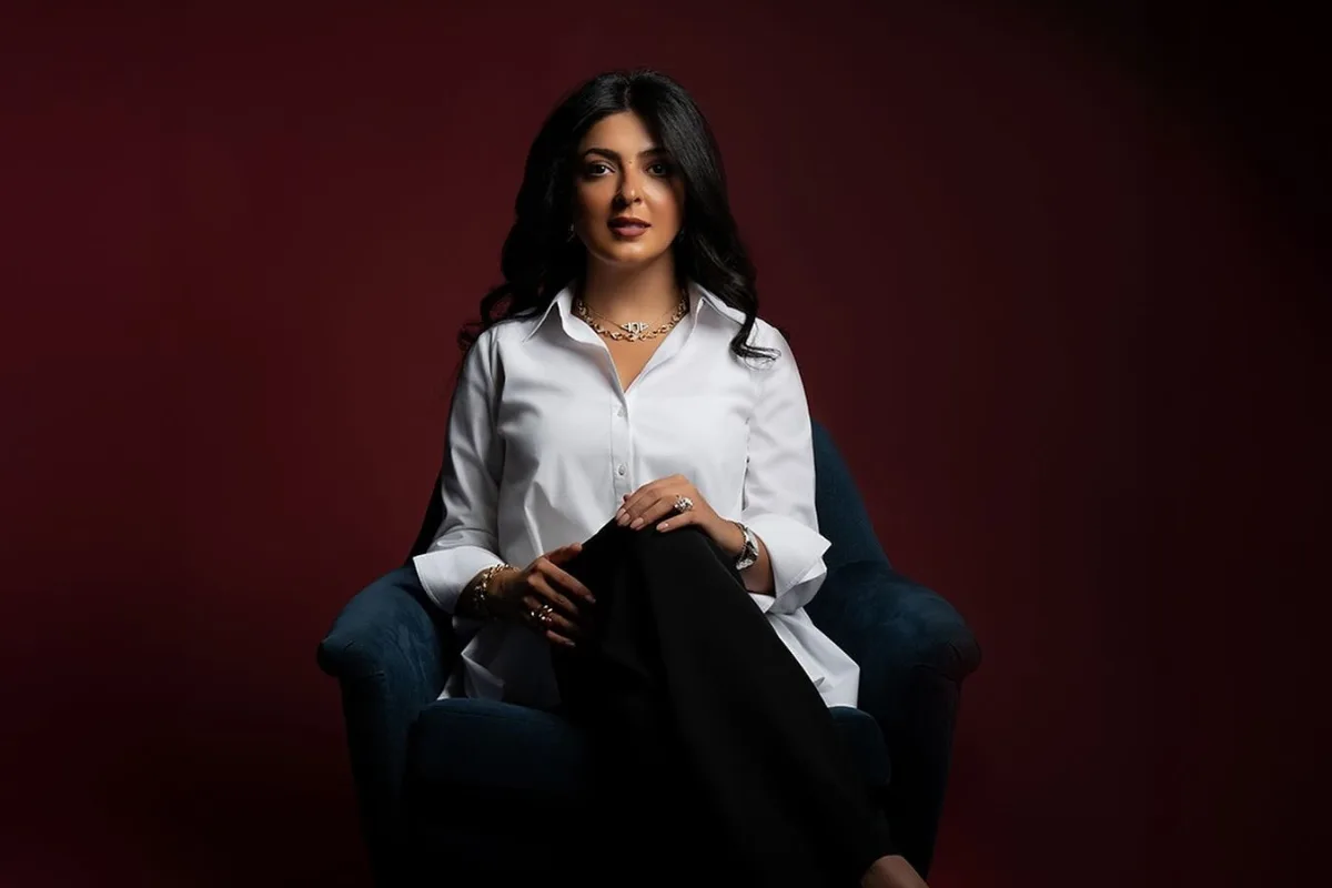 سارة دشتي تطلق أول مركز رقمي للإتيكيت الحديث باللغة العربية