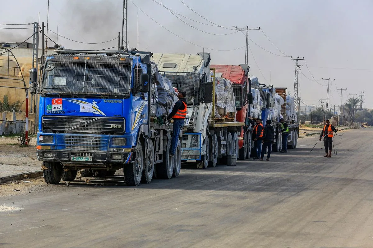 السائقون المصريون يكشفون معاناتهم مع الحصار الإسرائيلي على غزة