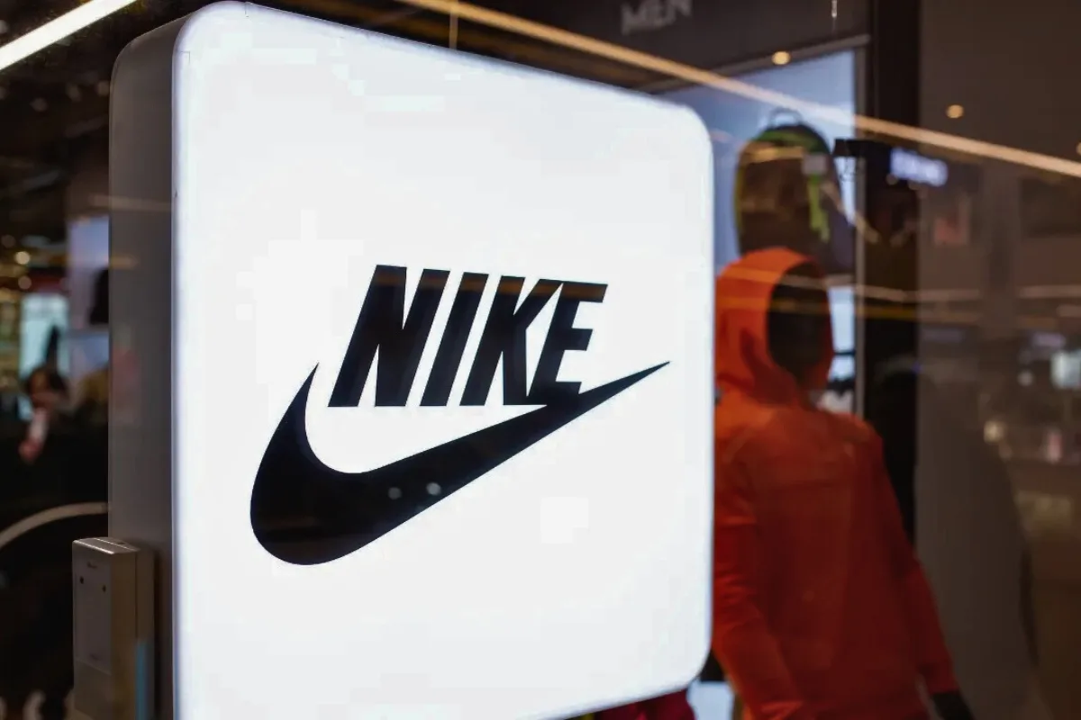 نايكي تعلن تسريحات وظيفية ضمن إعادة هيكلة الشركة