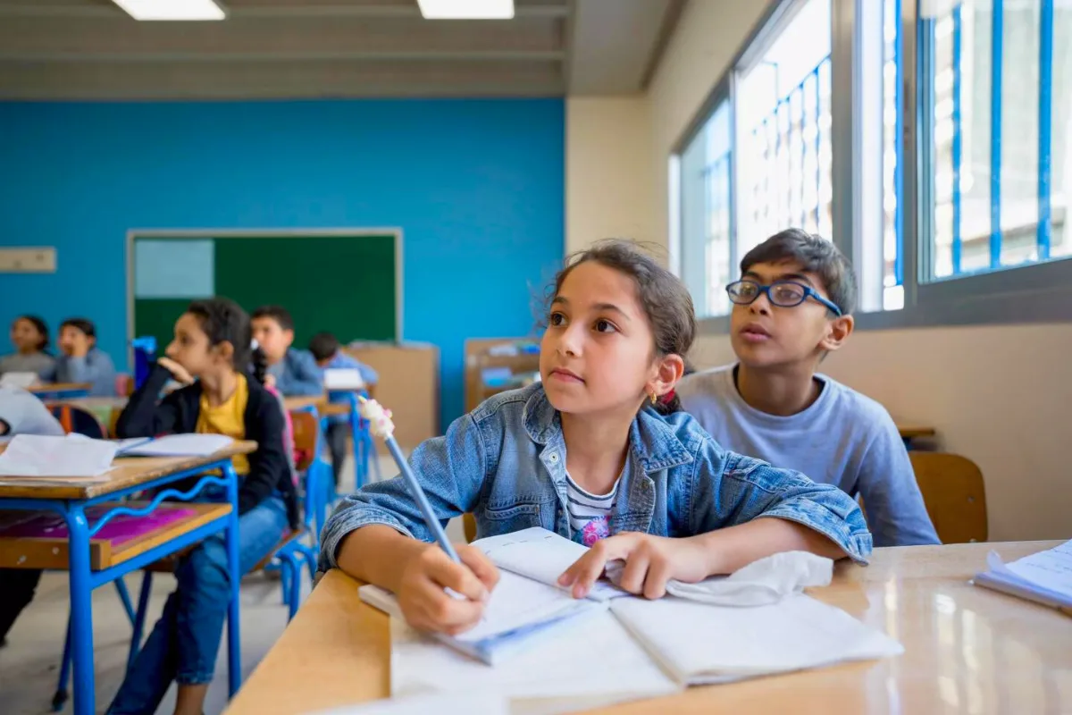 لبنان يعتمد تقليص أيام الدراسة إلى أربعة أسبوعياً