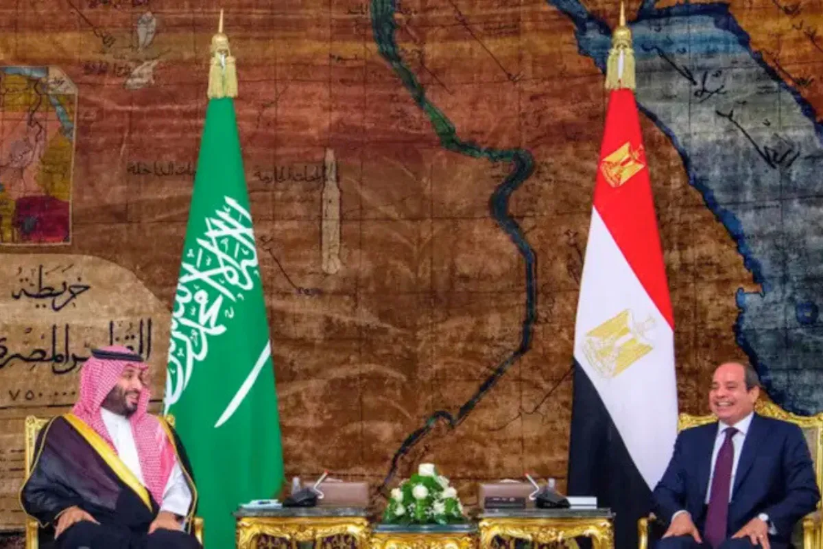 الرئيس المصري يتوجه إلى السعودية للقاء ولي العهد السعودي