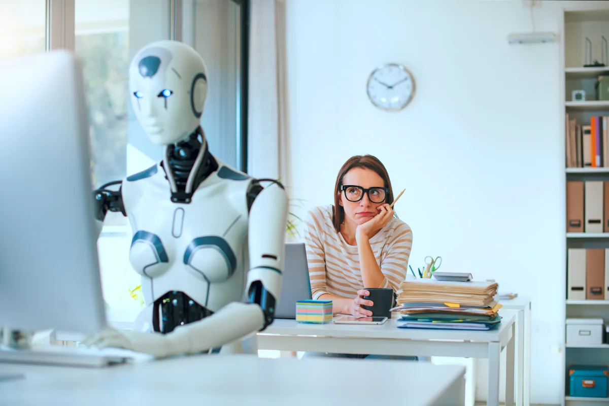 الوظائف الأكثر عرضة للاستبدال بالذكاء الاصطناعي هذا العام