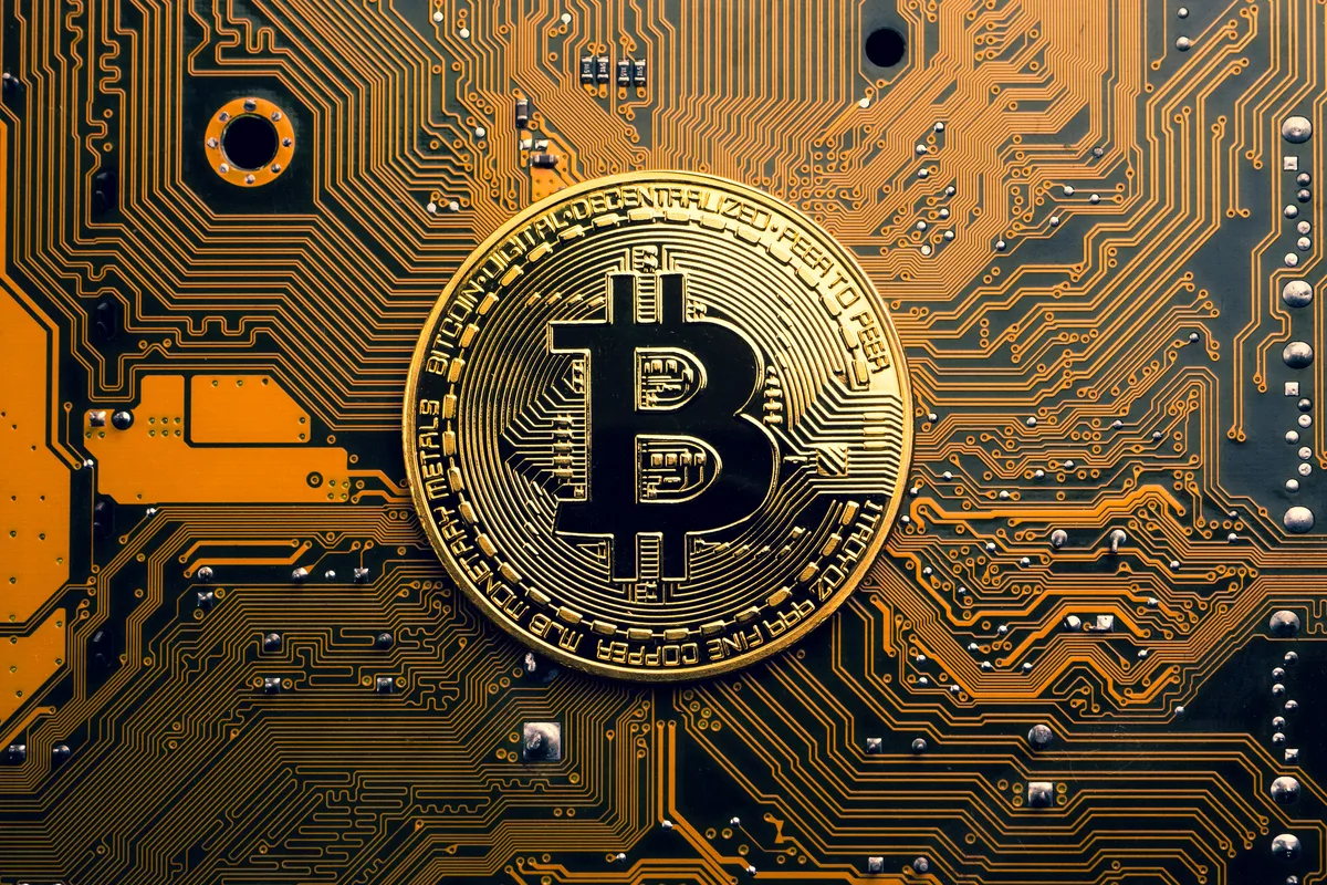 أداء متباين للعملات البديلة بين المكاسب والخسائر