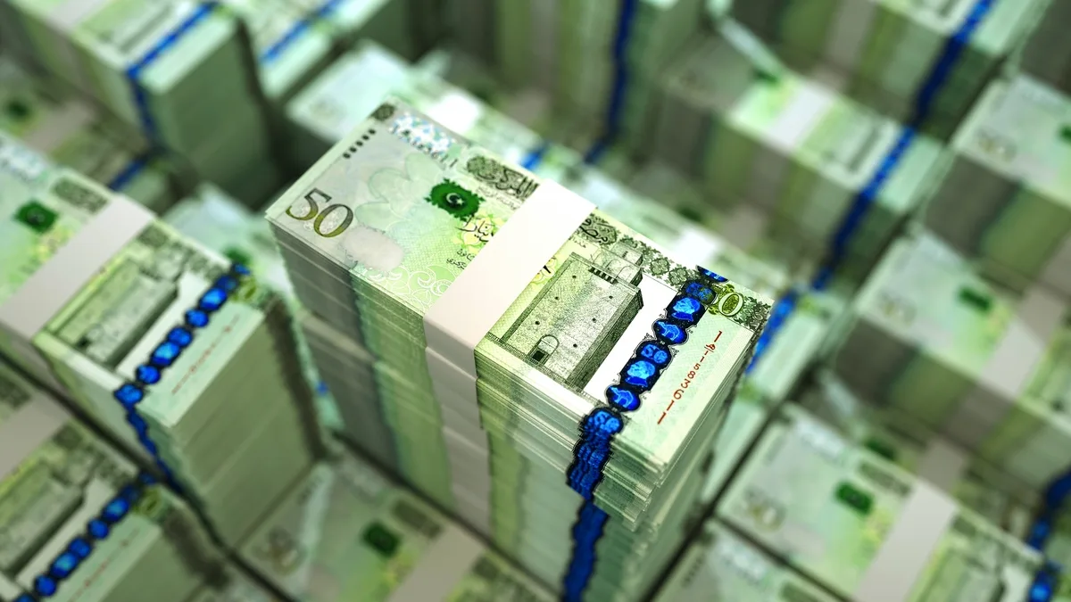 مليار دولار من مصرف ليبيا للشركات والمواطنين في يومين