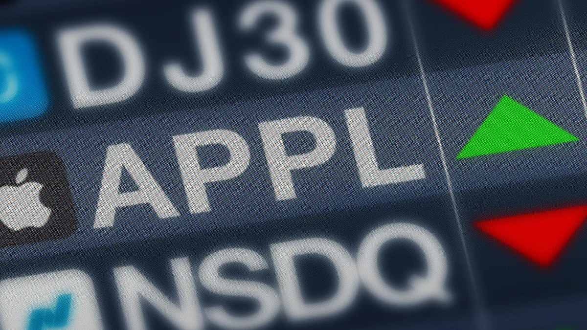 سهم Apple يرتفع بقيمة تزيد عن 150 مليار دولار في يوم واحد