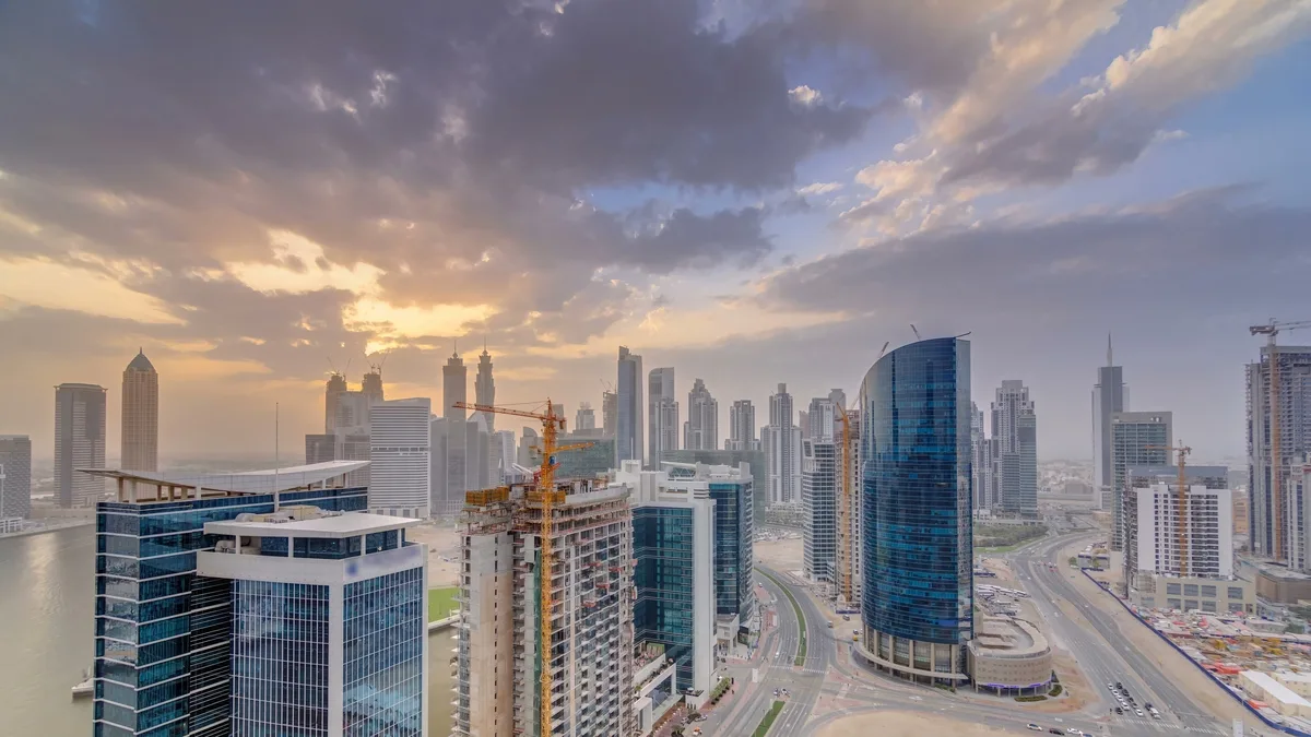 ناتج دبي المحلي يرتفع إلى 119.7 مليار درهم في الربع الأول 2025 بنمو 4%