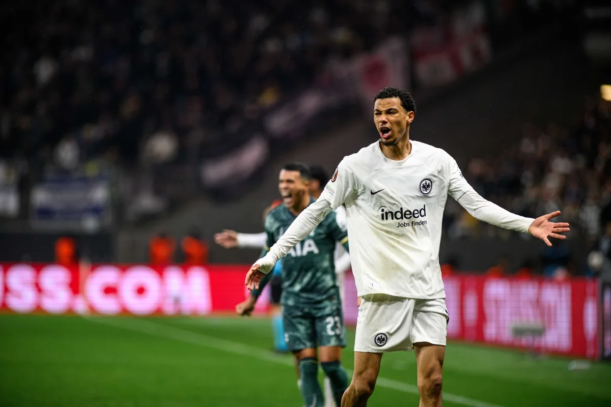 مدرب فرنسا ديدييه ديشامب