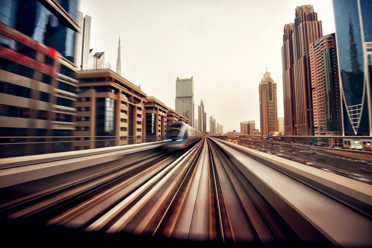 نفق أم سقيم الجديد بأربعة مسارات في كل اتجاه
