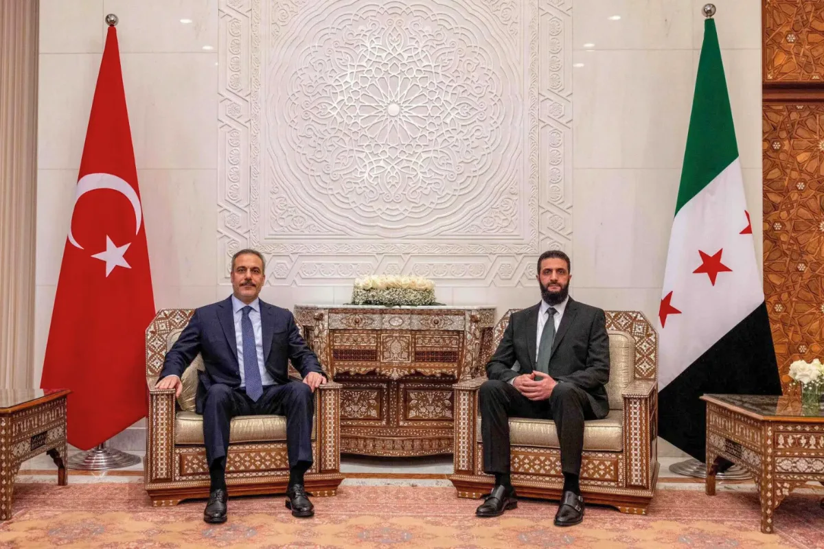 هاكان فيدان في زيارة مفاجئة إلى دمشق للقاء الشرع
