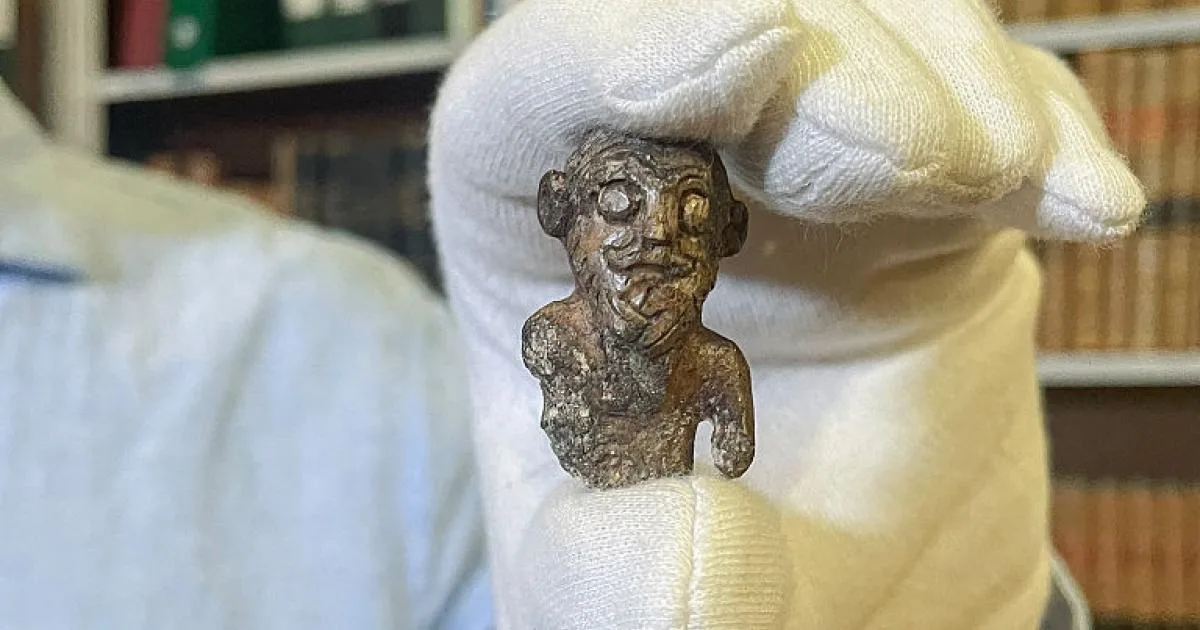 العثور على أول تمثال لوجه رجل من «الفايكينغ» بتفاصيل مذهلة