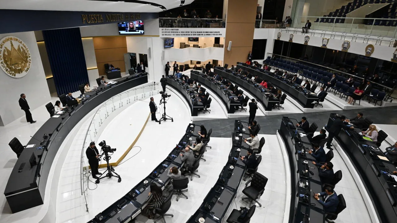 التعديل الدستوري في السلفادور يفتح باب الترشح الرئاسي مدى الحياة