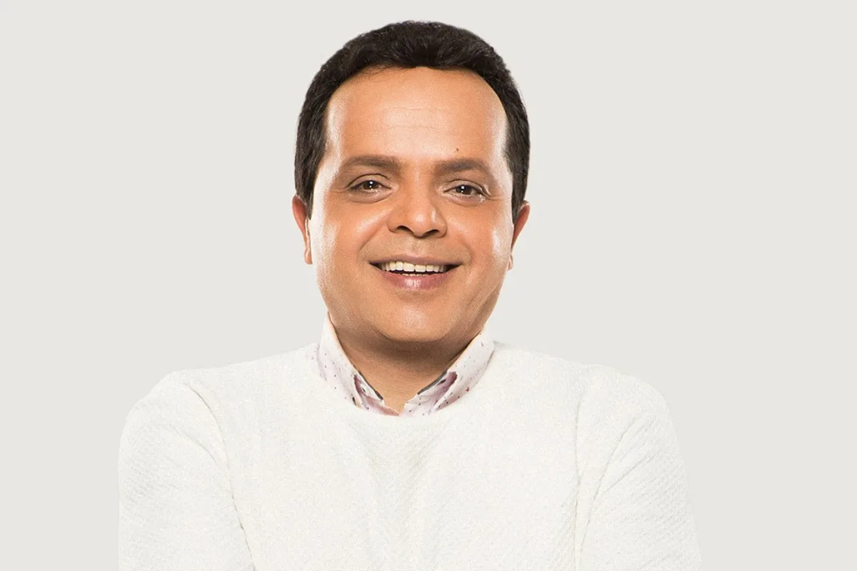 محمد هنيدي تعليقاً على أزمة التيك توكرز: “واحد بيشتم أهله يكسب أكتر من فنان بيشتغل 12 ساعة!”