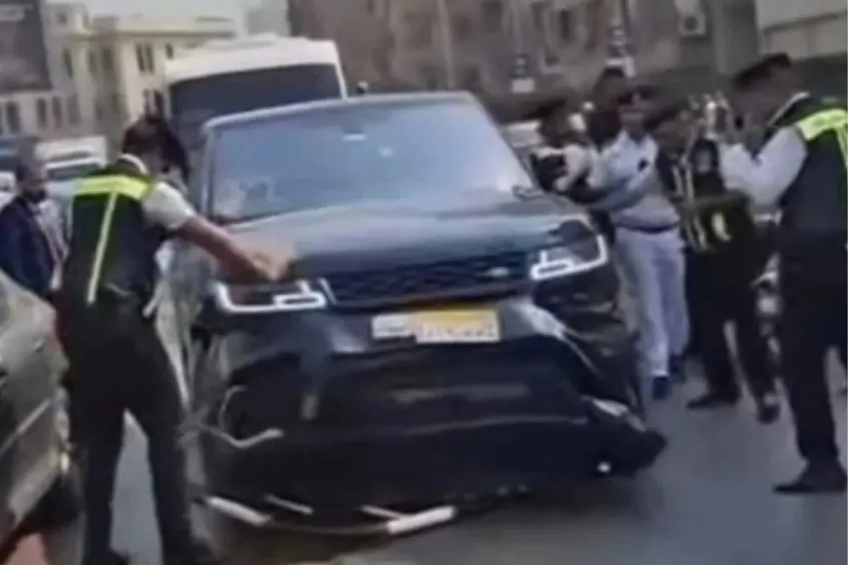 القبض على سائق عربي تسبب بحادث مروّع أعلى كوبري أكتوبر