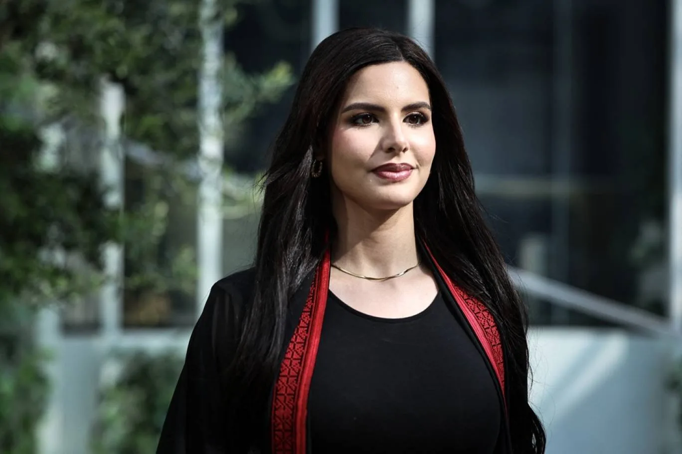 أول فلسطينية في ملكة جمال الكون: نادين أيوب ورسالة إنسانية لشعبها