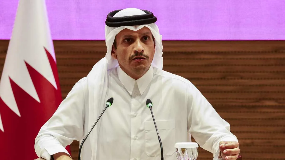 رئيس الوزراء القطري يتحدث للإعلام
