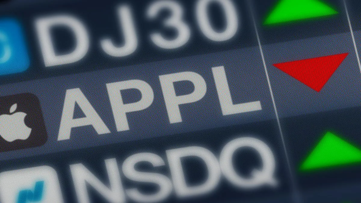 سهم «أبل» يتراجع 1.5% عقب إطلاق «آيفون 17»