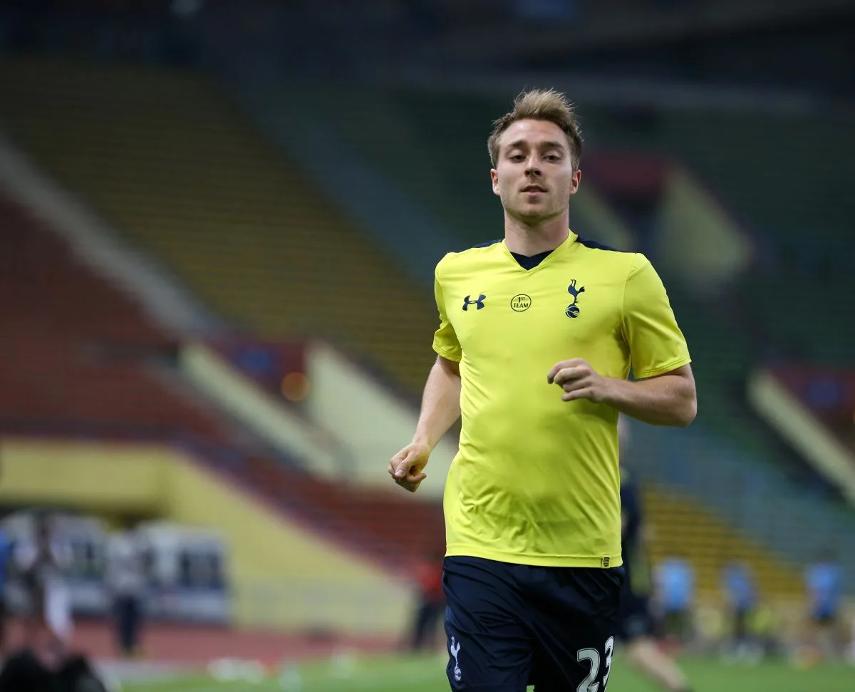 كريستيان إريكسن لاعب وسط نادي وولفسبورج الألماني والمنتخب الدنماركي